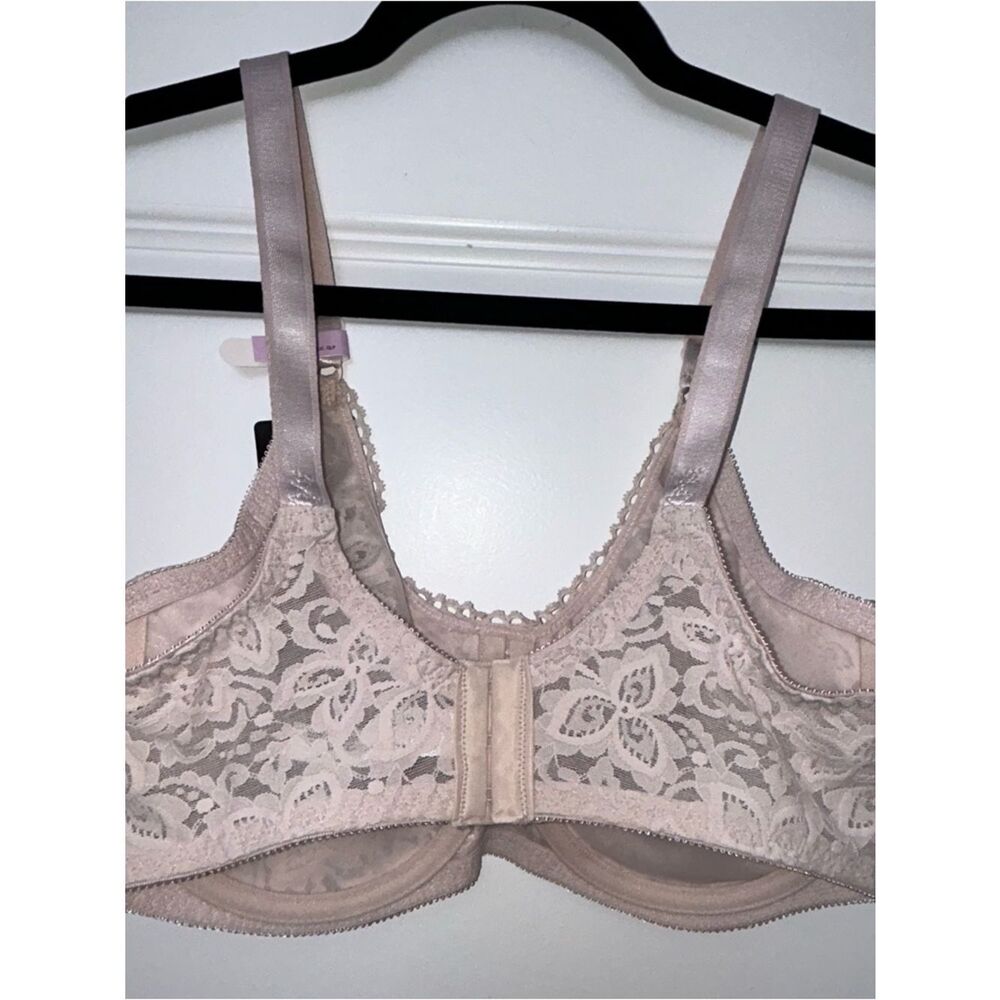 New, Bali Smoothing 3432 Lace Underwire Bra - Picture 6 of 7